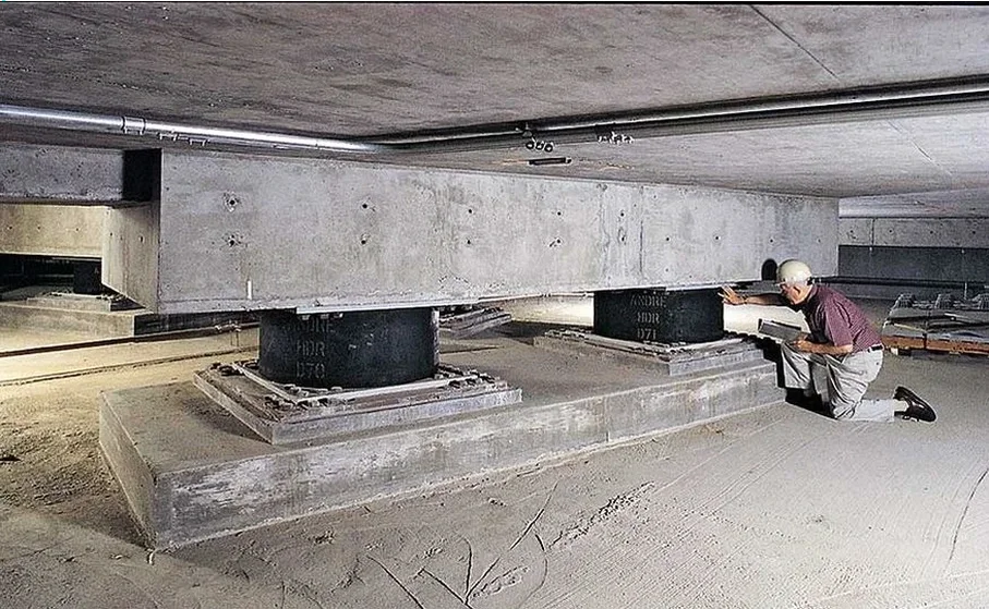 Base Isolation Seismic Design in Santa Ana: Performance and Site Compatibility