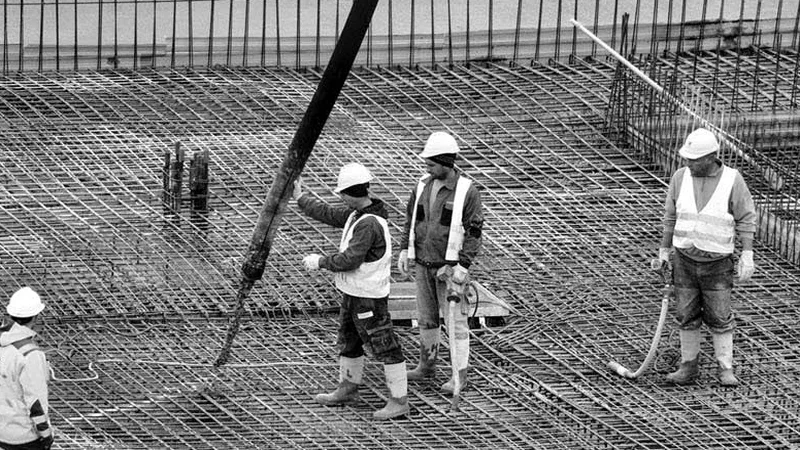 Raft Foundation Engineering in Santa Ana: Managing Seismic and Soil Demands